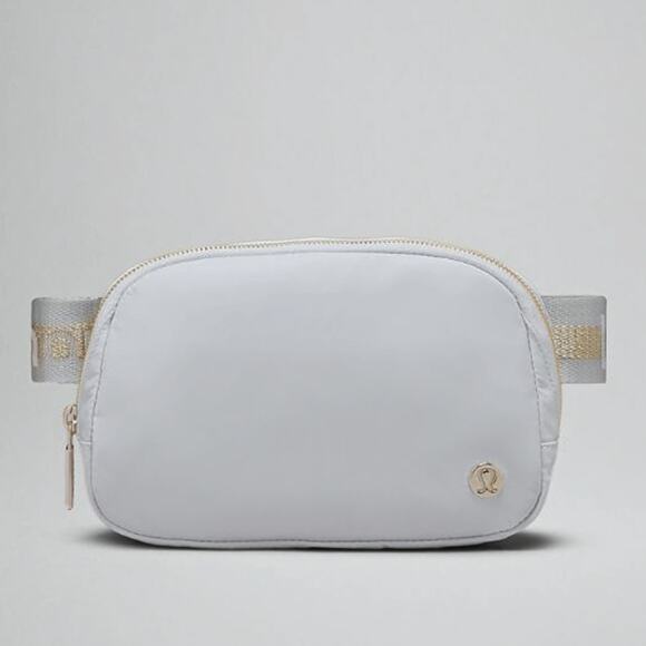 NEW Lululemon Everywhere Crossbody Belt Bag 1L Wordmark - Gray Silver and Gold - Picture 2 of 5